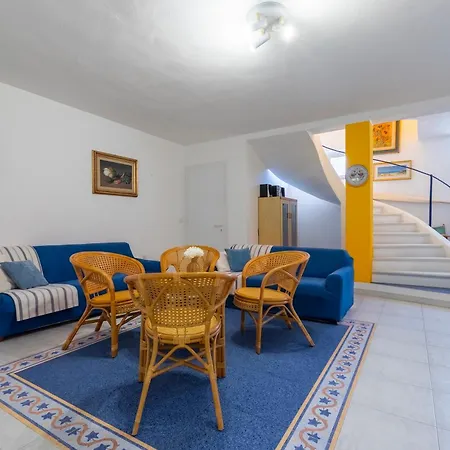 Apartman Sardinia Re - Europa 85 *
