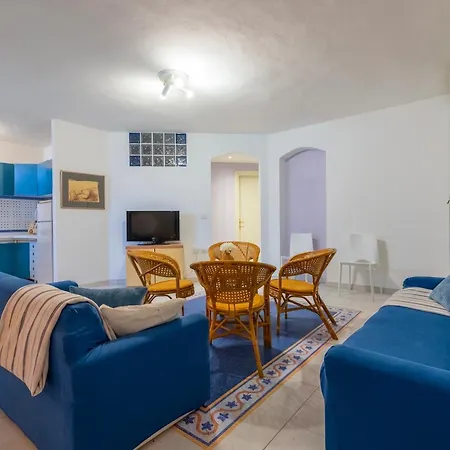 Apartman Sardinia Re - Europa 85 *